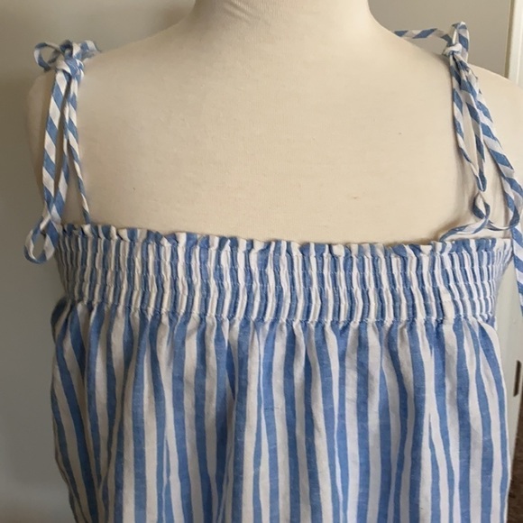 Levi’s Blue & White Smocking and shoulder ties linen viscose Size XL - Picture 6 of 7
